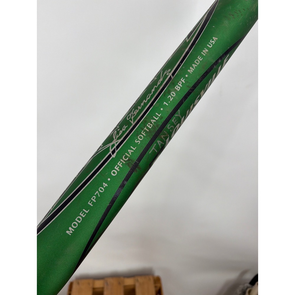 Louisville Slugger Lisa Fernandez FP704 Fastpitch Softball Bat 33/25 1.20BPF - Picture 2 of 9